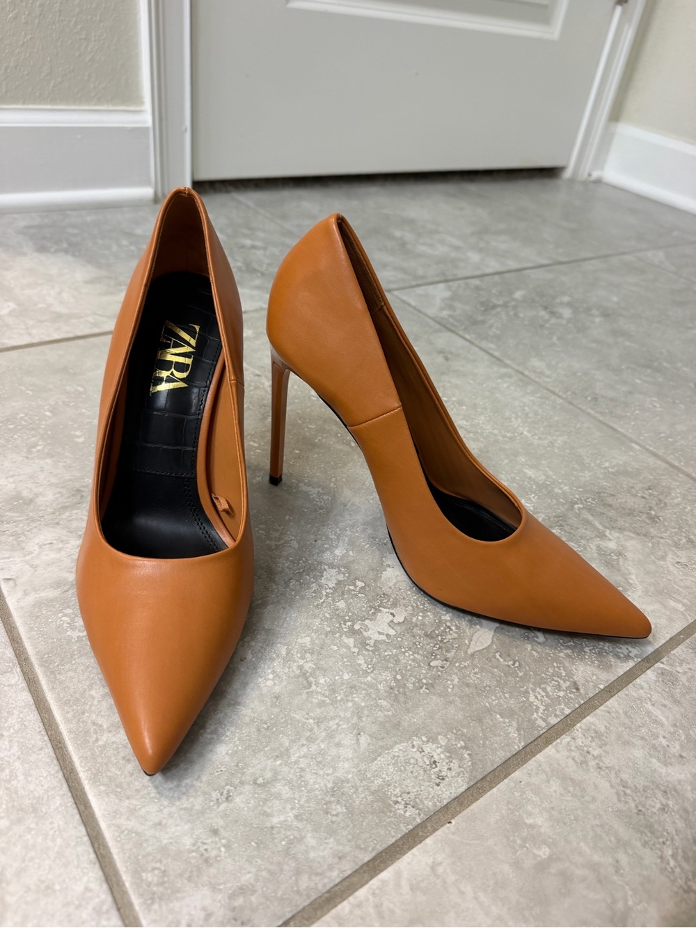 ZARA Leather-Look Caramel Pointed Toe Stilettos